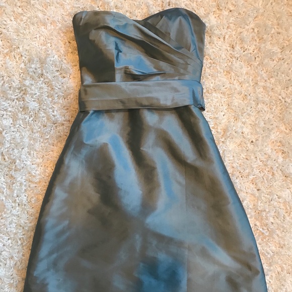 Alfred Sung. Sleeveless dress. Size 2 - Picture 2 of 5